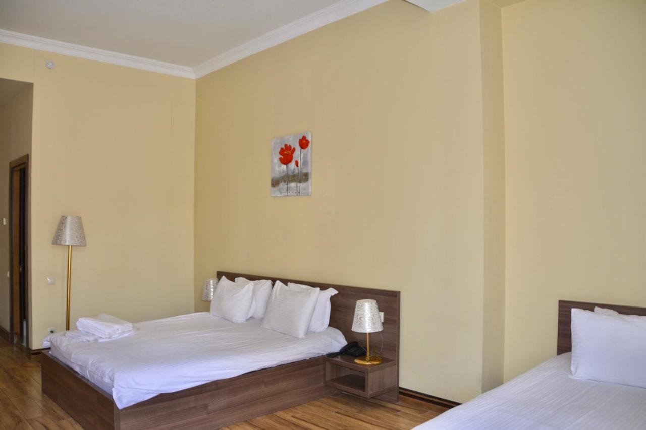 Boutique Hotel O. Galogre Batumi Exterior foto