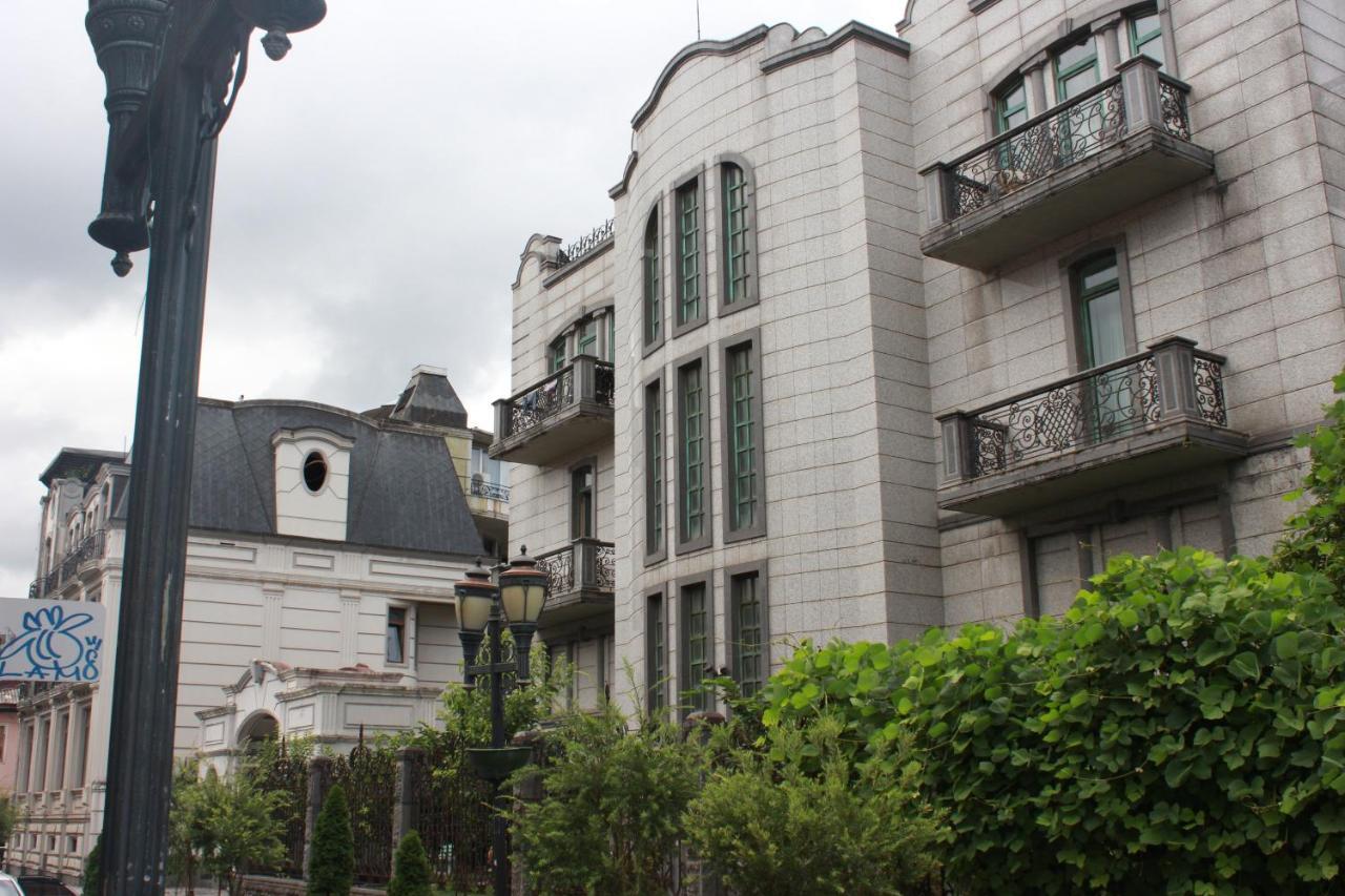 Boutique Hotel O. Galogre Batumi Exterior foto